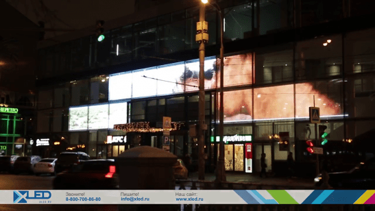 МИР экран прозрачный на фасаде здания изображение 3