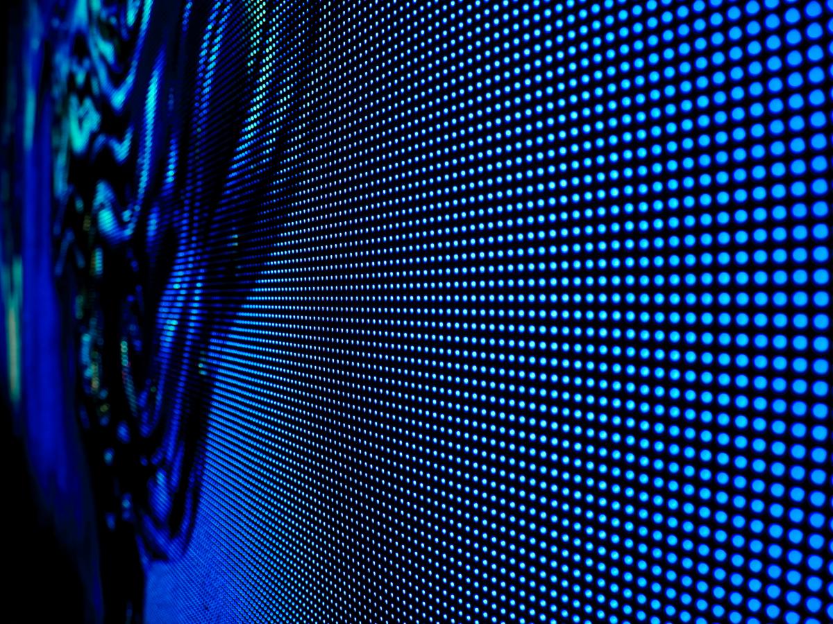 LED или LCD экран для телестудии?